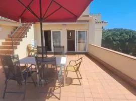Jordi's Flat close to the Beach