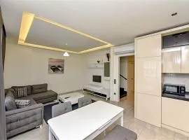 Best Home 33