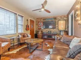 The Musicians Cottage by Stay Local Nashville