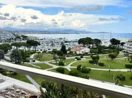 Sea & Port View Cozy Studio at Marina Baie des Anges