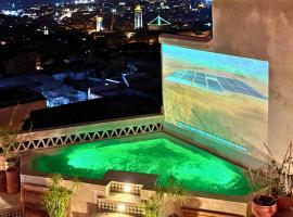 Riad Dar Timrad, hotel com banheiras de hidromassagem em Fez