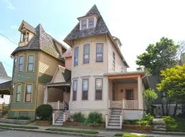 210 Congress Street