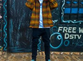 Ayuel ayom dau, hotel in Lanet