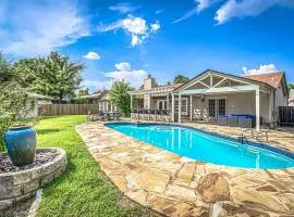 Family-Friendly 3BR w Private Pool & BBQ in SW Austin