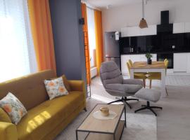 Mieszkanie Sławięcice, hotel in Kędzierzyn-Koźle