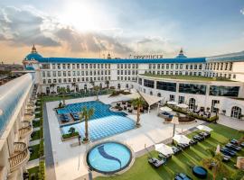 Royal Maxim Palace Kempinski Cairo, hotel v Káhiře