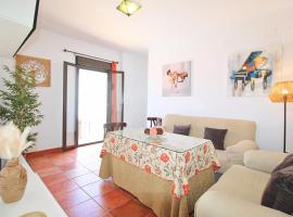 Entre Gruta y Teatro I by SIERRA VIVA, apartment in Aracena