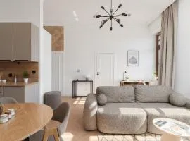Retro Design Spot close to Off-Piotrkowska