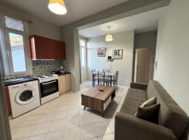 Sissy Home -Central Studio in Vathi, hotel v Samosu