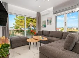 Thea Apartment near the Agkali - Ayia Anna beach in Evia