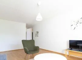 Central and Spacious Apartment for 4