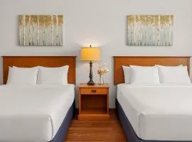 Comfy Rockies Retreat for 4 Canmore DT Near Banff