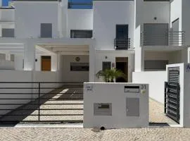 BS House Praia da Lota - Casa à Beira-Mar