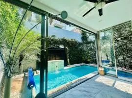 Beautiful House with Climate Pool and Jacuzzi