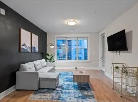 Upscale King 3BR Suite Mins to Uptown Charlotte