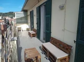 L'Attico sul Porto, Sea View with Terrace, Imperia Center