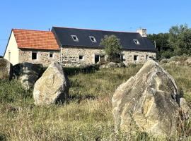 Menhirs et Moutons Ouessant, hotel v destinaci Plouëc