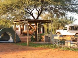 Orpheus Inn Camping, hotel com piscina em Kaneb Pos