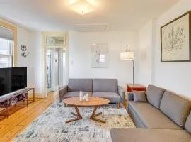 1 Mi to Dtwn Schenectady Apt in Stockade District