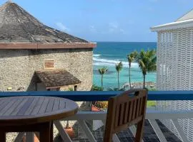 Studio vue mer dans une résidence créole avec piscine et lagon