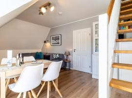 Moderne Fewo „Wellenreiter“ in ruhiger Lage – strandnah & familienfreundlich、オルディングのホテル