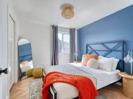 Stay Portland Collection - The Perfect Retro Portland Retreat - Vintage Shops