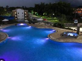 Apartamento vacacional en el corazón del Eje Cafetero La Tebaida, Quindío、ラ・テバイダのアパートホテル