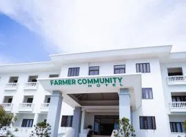 Farmer Community Hotel