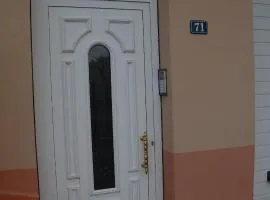 Apartamentos Arure Plaza