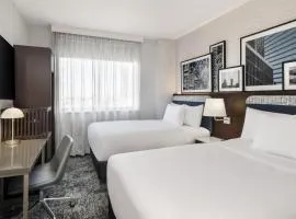 DoubleTree by Hilton Long Island City, NY