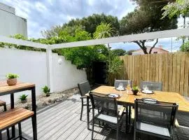 Maison moderne proche plage avec patio et parking privatif - FR-1-748-32