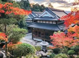 Samurai House! Seen in Movies and Dramas near HIKOSAN !!