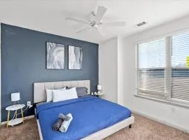 Upscale 2BR King Suite Mins to Uptown Charlotte