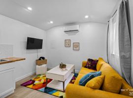 The Daisy- Decatur Family Tiny Home, hotel v destinácii Decatur