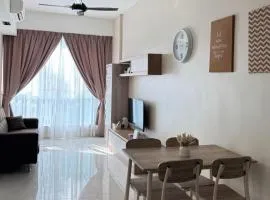 Family Stay at Sutera Avenue,Near IMAGO Mall