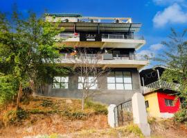 Super Collection O Bhowali Nainital Near Graphic Era Hill University、Bhowāliのホテル