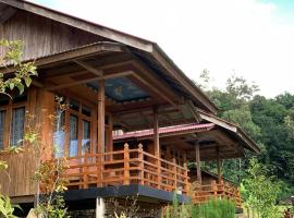 Bagoes View Cottages, hotel en Maninjau