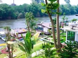 Banana Resort & Spa