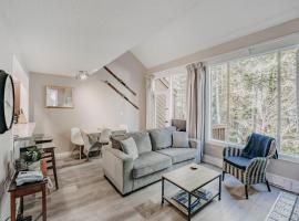 Snowater Condo #45 - Wi-Fi - Fireplace - Washerdryer - Sleeps 4, hotel a Deming