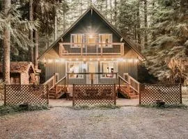 Snowline Cabin 49 - Hot Tub - Wifi - Fireplace