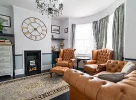 6 Bedroom Refurbished Georgian House Close To Sea & Garden Ramsgate