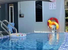 Che Puan Homestay Baling - 2 unit house with kids pool