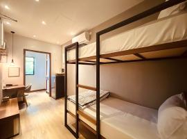 Oxy Suites 1-06 at Shophouse Meisterstadt Pollux Habibie, hotel v destinaci Batam Center