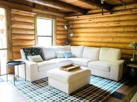 Snowline Cabin 87 - Starlink - Sauna - Sleeps 8 01