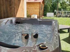 La Villa Claudia Jardin et Spa, hotel a Pennautier