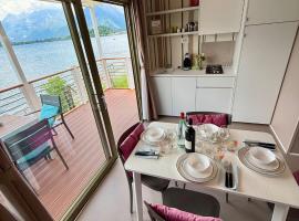 Bungalow DUNE Lido di Colico, Direct on Lake & Central Town, bungalow i Colico