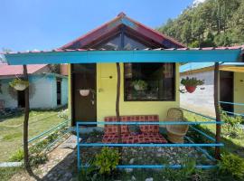 Mountain Breeze, campsite in Kasol