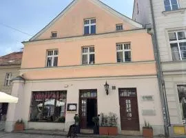 COŚ Apartament Żydowska 33