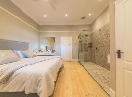 Room 3 - LEO Sky Guest House, hotel v destinaci Simondium