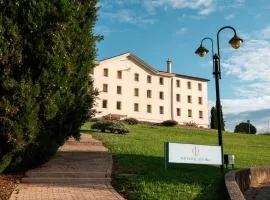 Phi Hotel Astoria